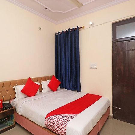 Oyo 30288 Hotel Moon Palace Lucknow Luaran gambar