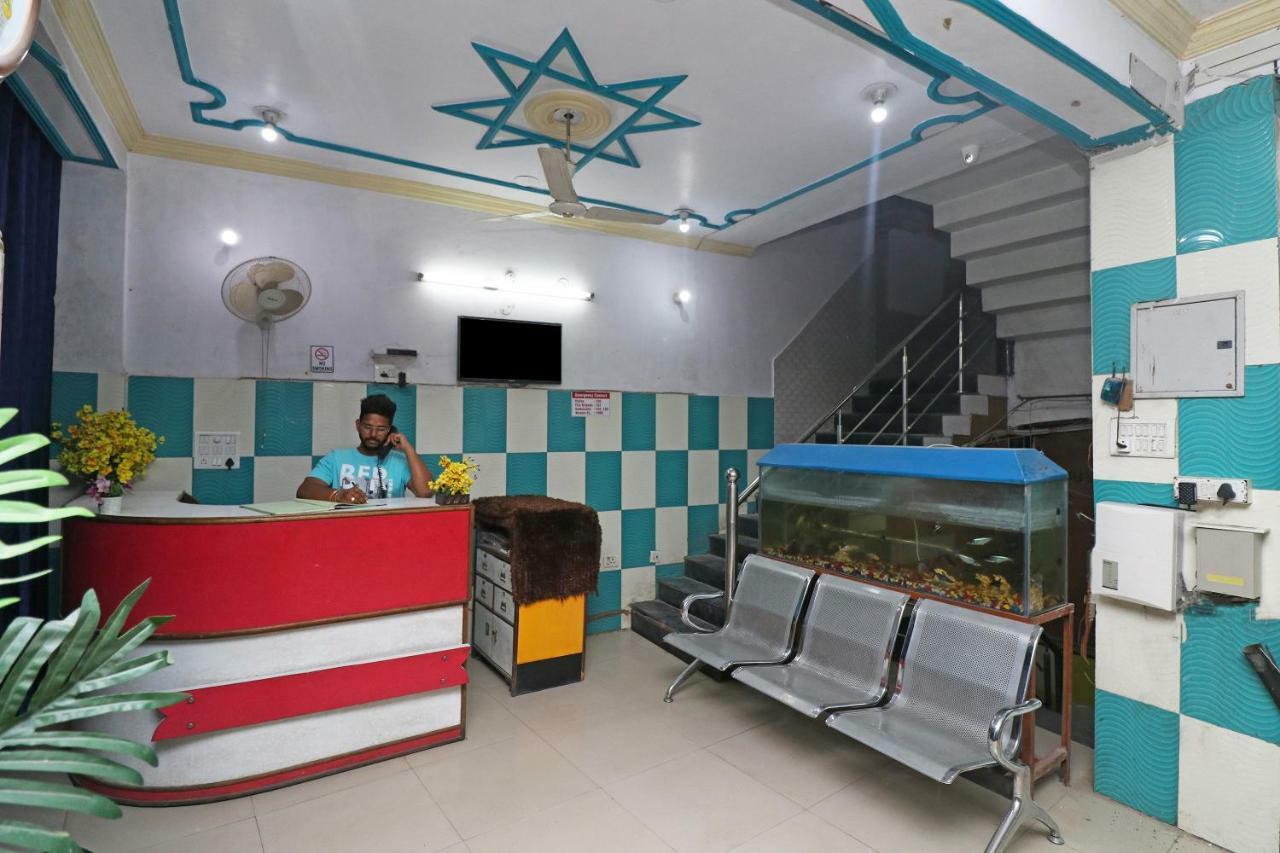 Oyo 30288 Hotel Moon Palace Lucknow Luaran gambar