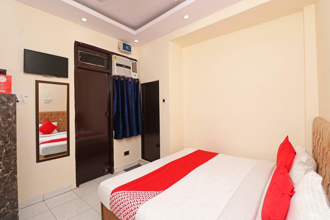 Oyo 30288 Hotel Moon Palace Lucknow Luaran gambar