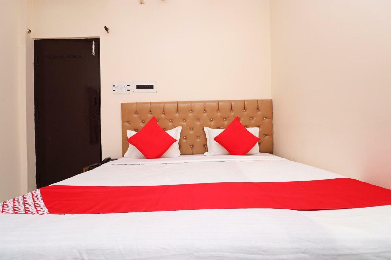 Oyo 30288 Hotel Moon Palace Lucknow Luaran gambar