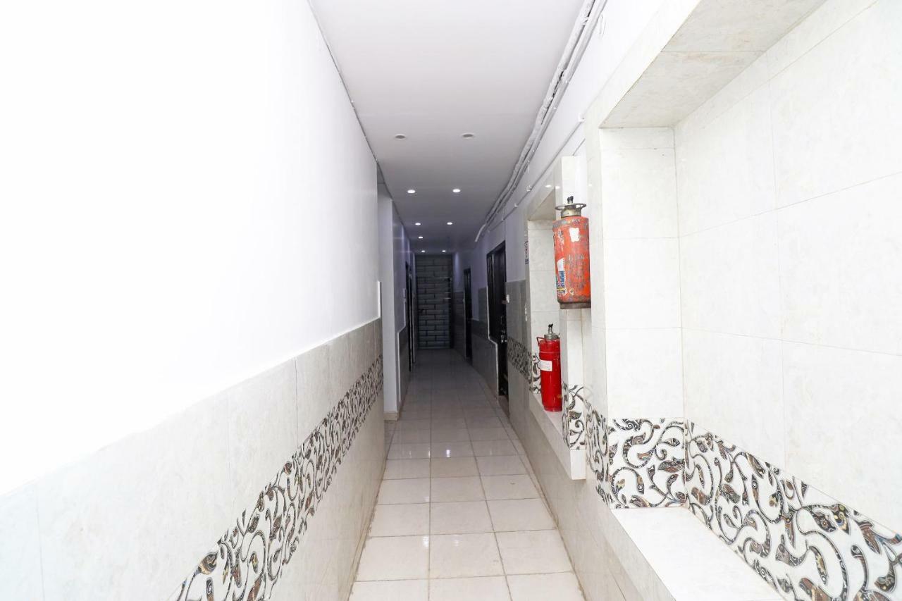 Oyo 30288 Hotel Moon Palace Lucknow Luaran gambar