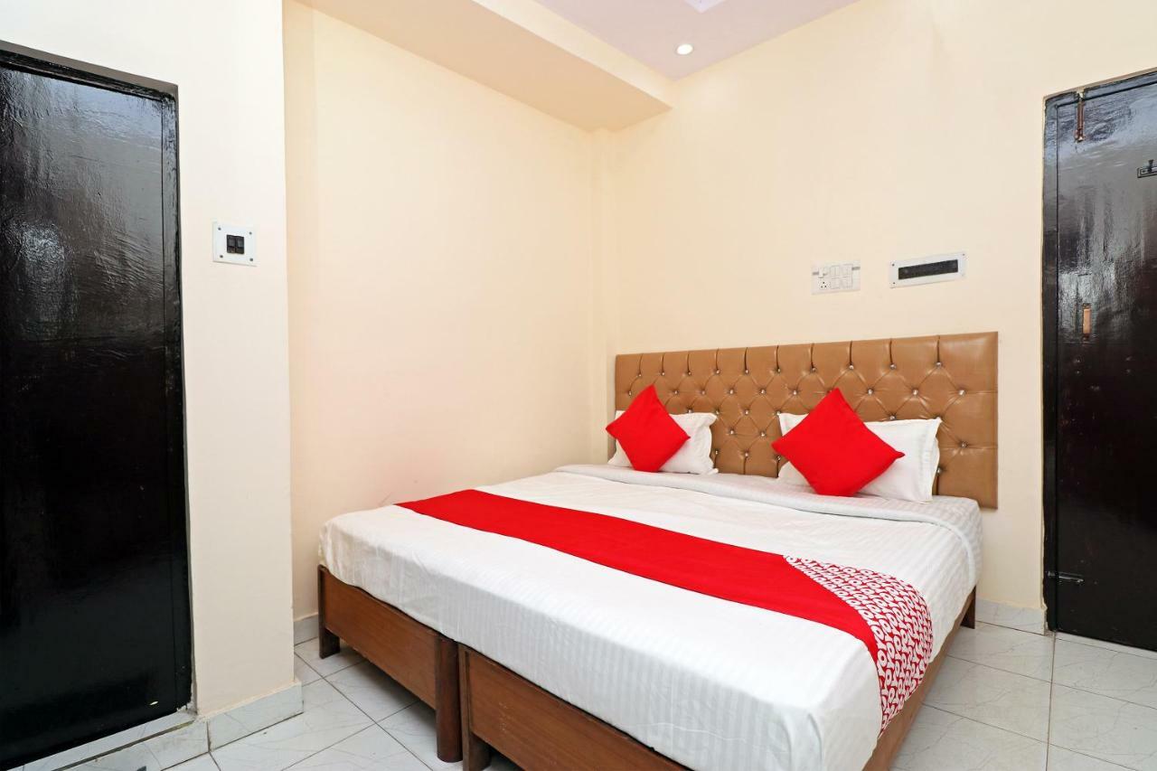 Oyo 30288 Hotel Moon Palace Lucknow Luaran gambar