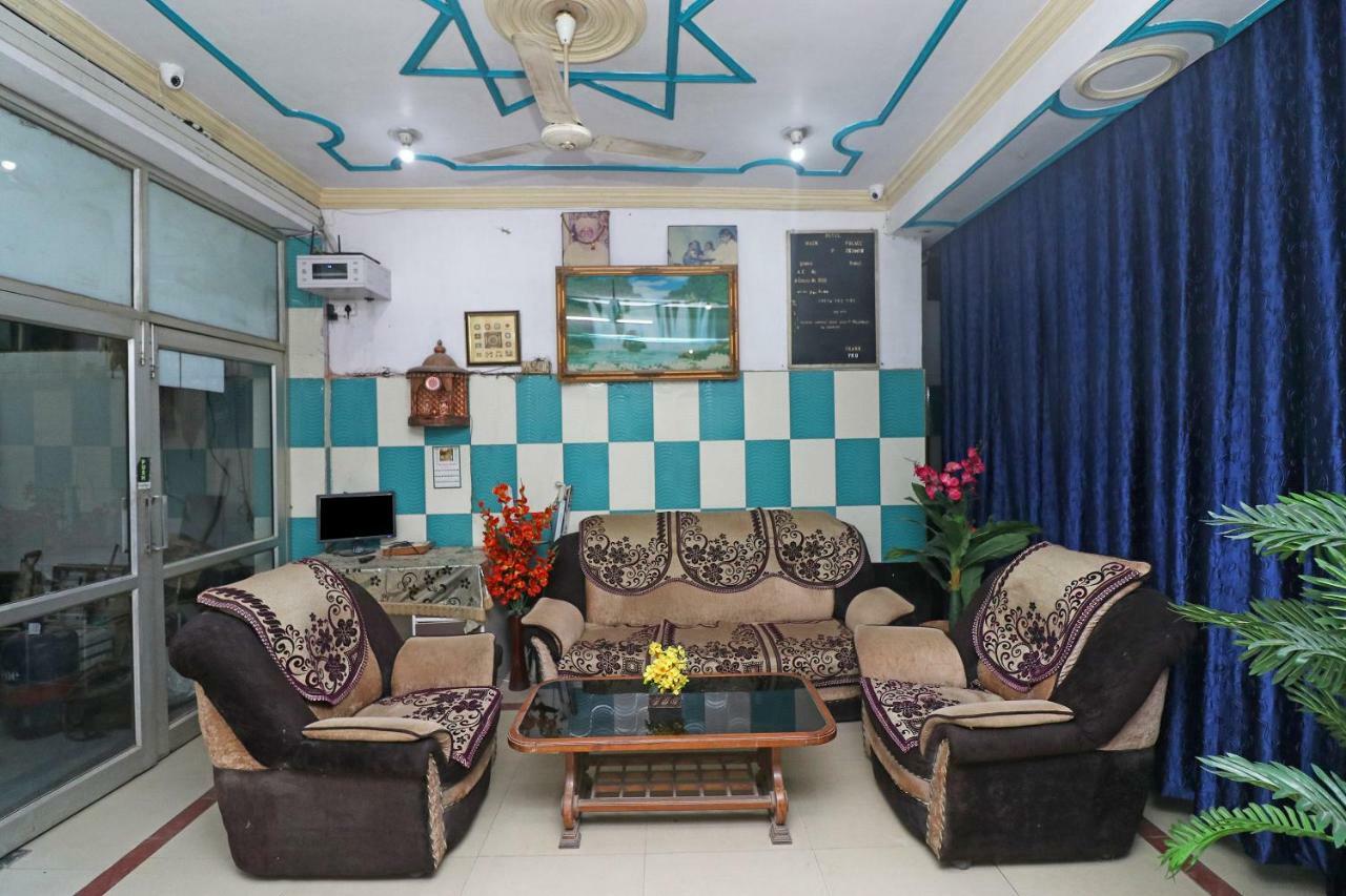 Oyo 30288 Hotel Moon Palace Lucknow Luaran gambar