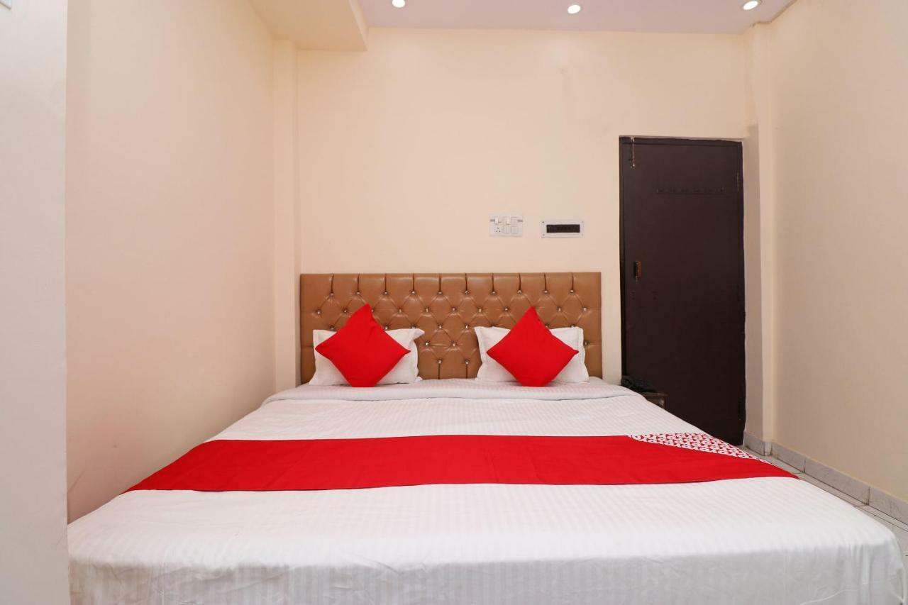Oyo 30288 Hotel Moon Palace Lucknow Luaran gambar