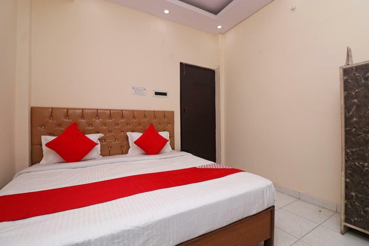Oyo 30288 Hotel Moon Palace Lucknow Luaran gambar